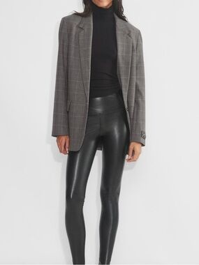 Aritzia Wilfred Daria Women's Black Faux Leather Pants SIZE M